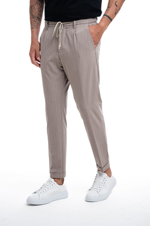 Pantalaccio con pinces spigato