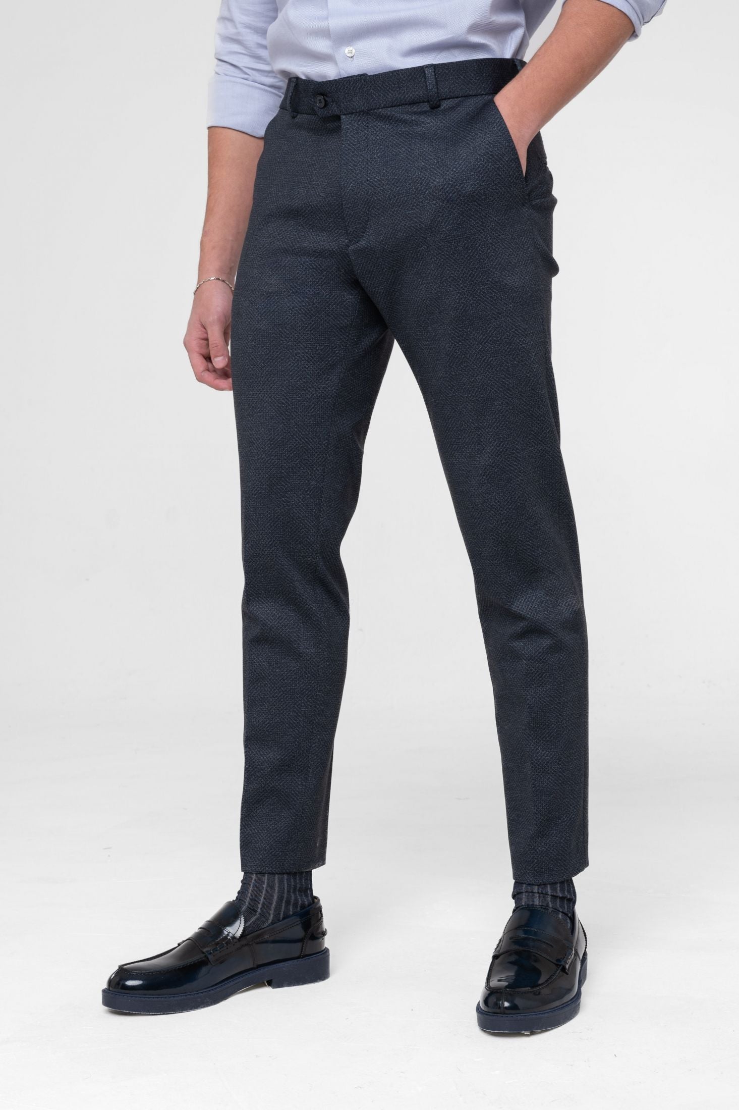 Pantaloni Slim punto Milano in micro fantasia