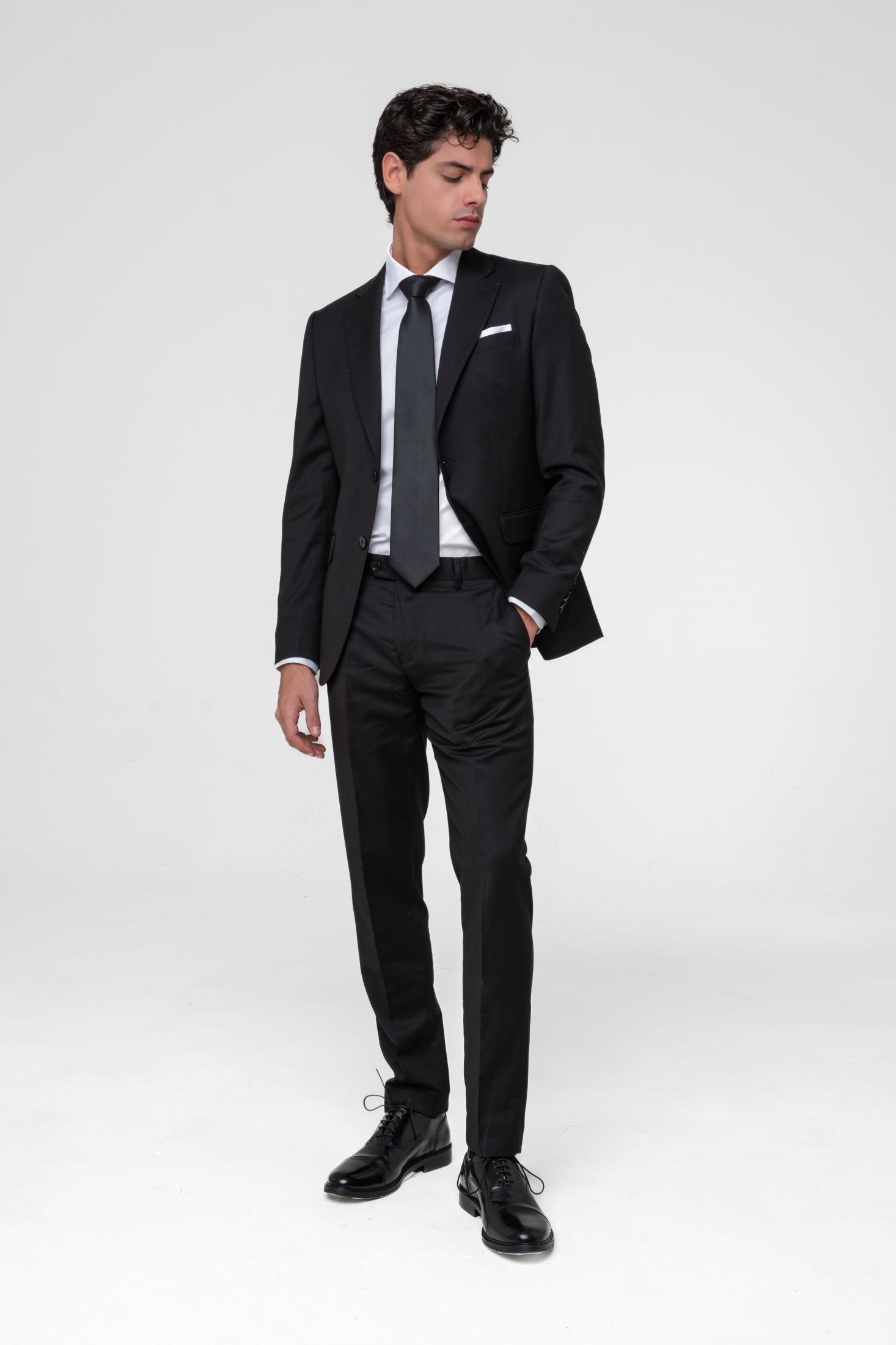 Abito due pezzi in tessuto rasato