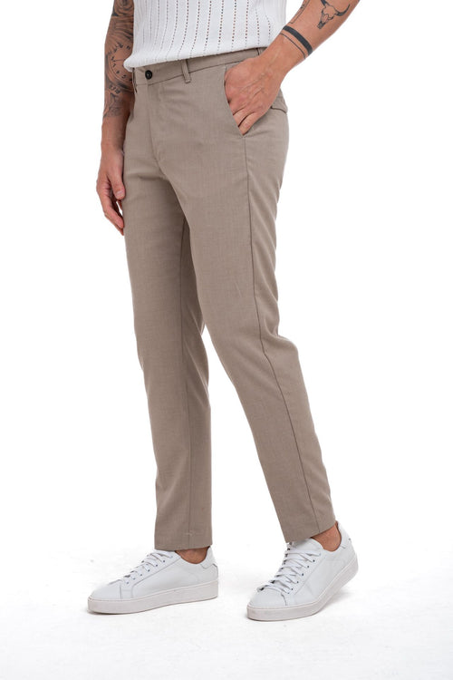 Pantaloni slim con elastico