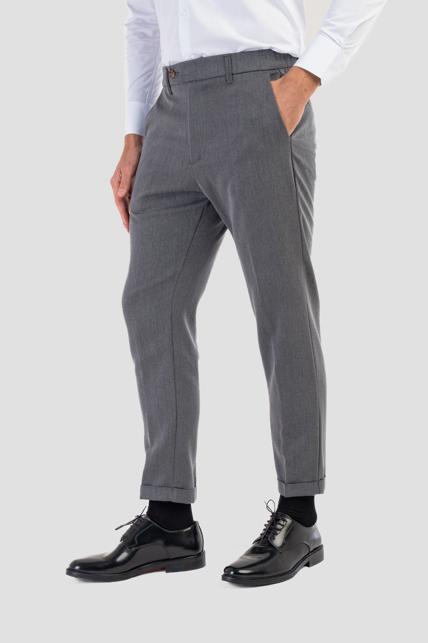 Pantaloni con risvolto effetto flanella