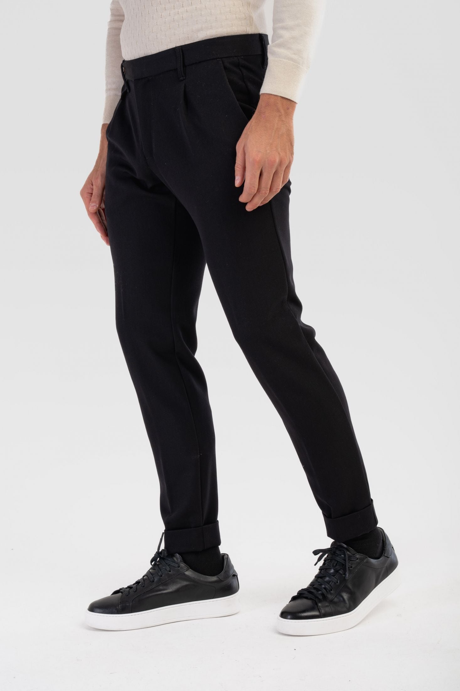 Pantaloni effetto flanella con pince
