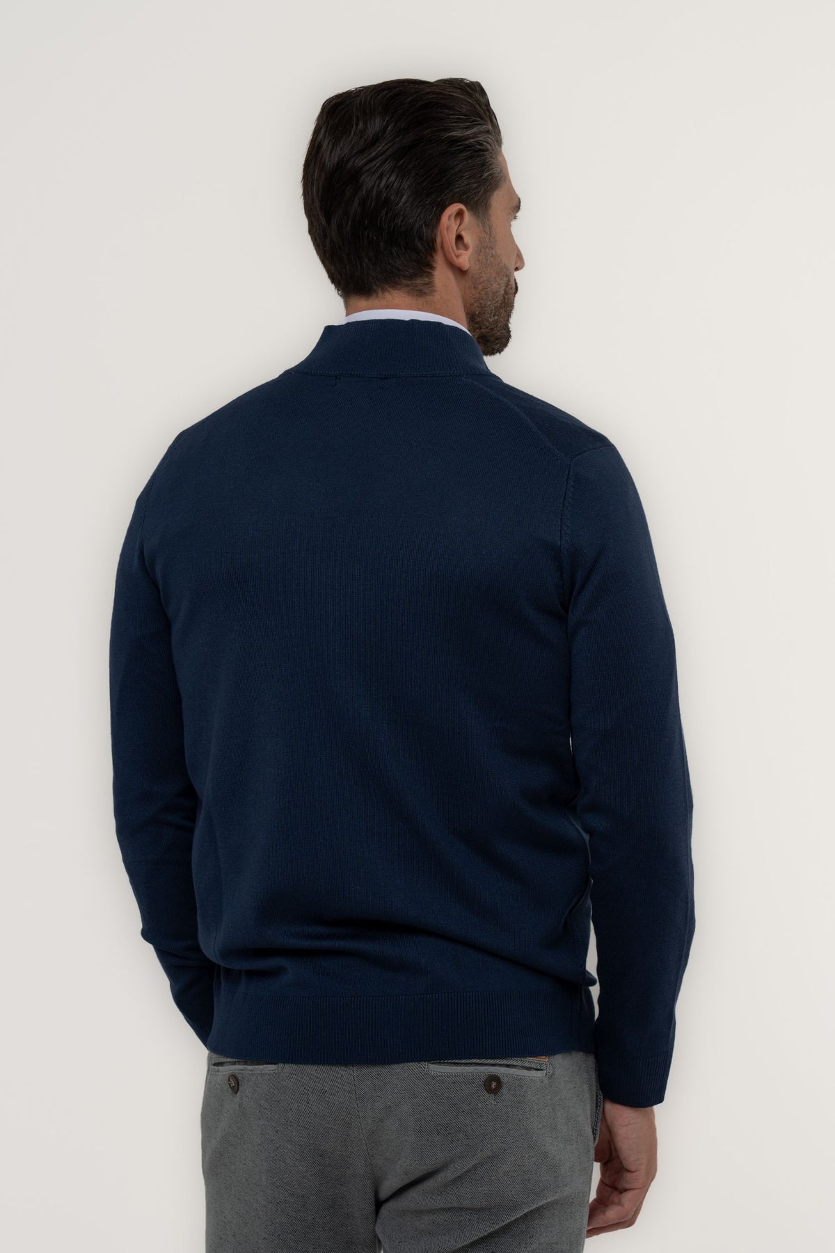 Cardigan con zip e bottoni