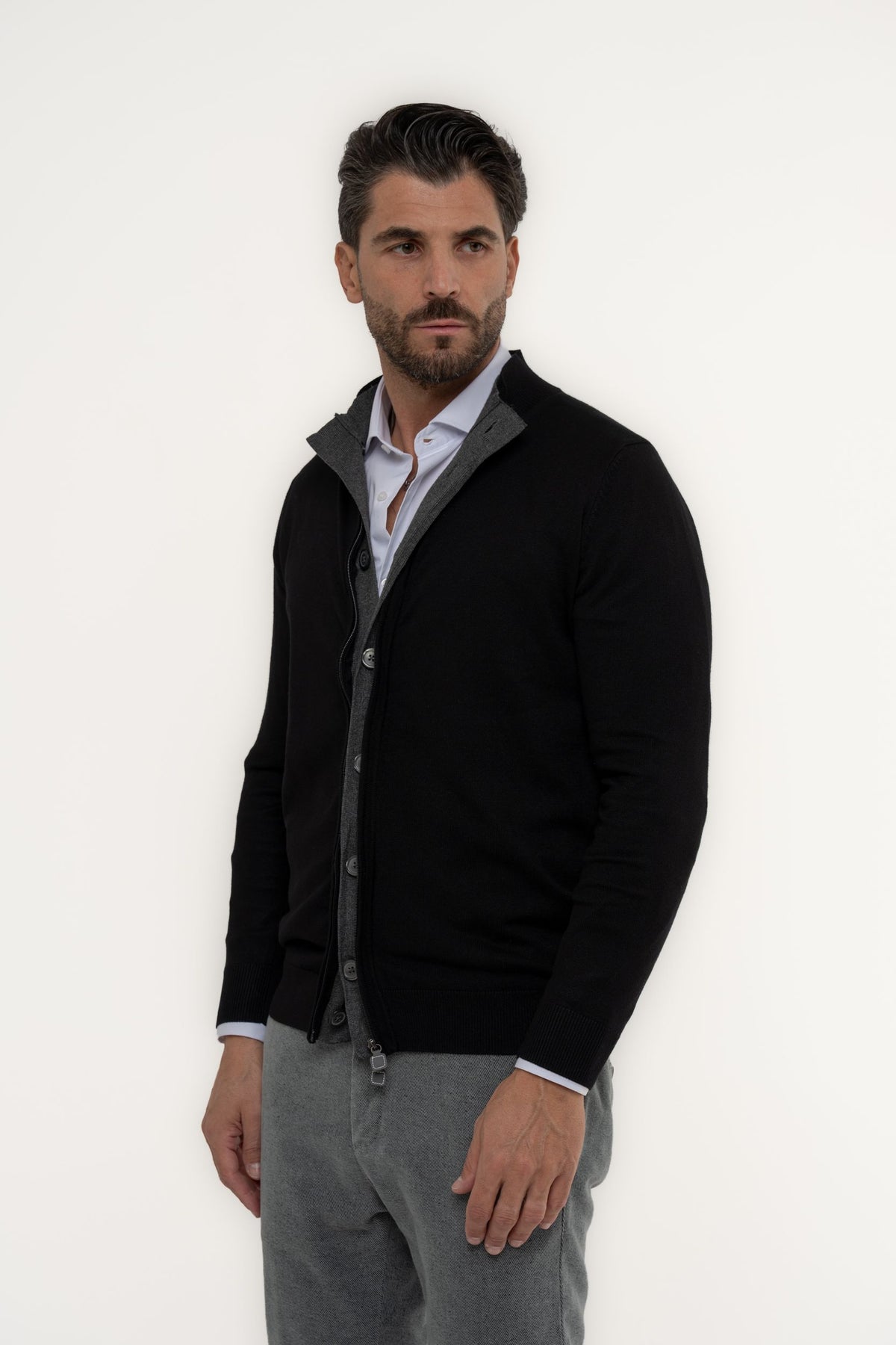 Cardigan con zip e bottoni
